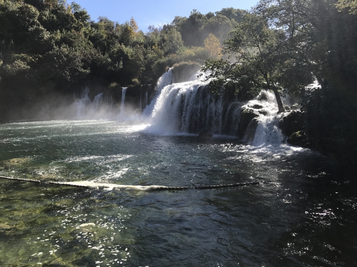 克、斯、波,黑-蜜月旅行