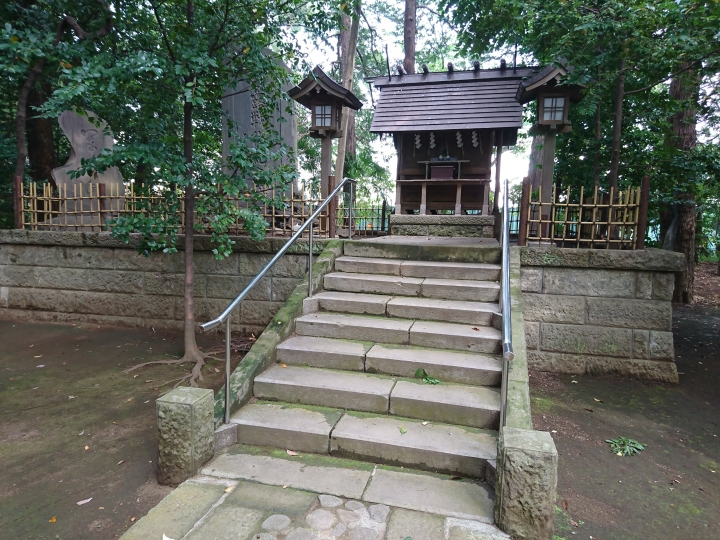 2017斷腿自由行第二日(世田谷八幡宮,豪德寺,東京一番街,新宿(VR),秋葉原)