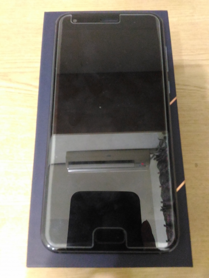 ZenFone4 ZE554KL 開箱~