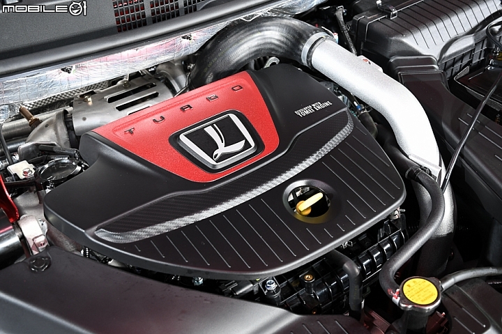 【採訪】預售價 78.9 萬元起!新 Luxgen U6 GT / GT 220 預售速報!