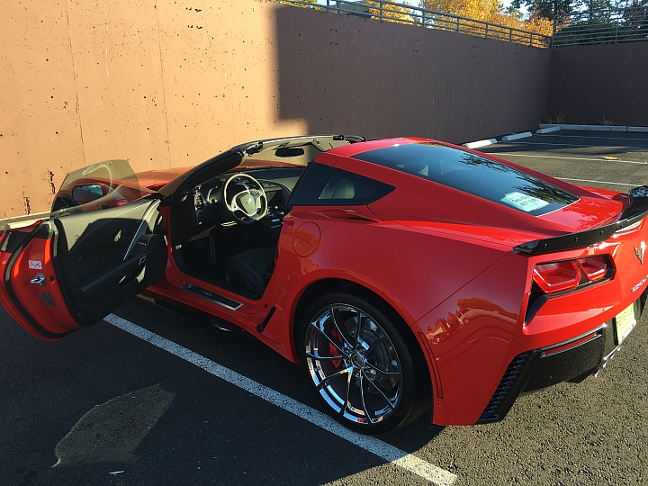 2018 年式 Chevrolet Corvette Grand Sport 開箱啦