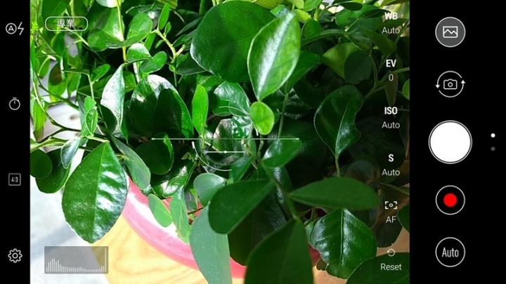 ASUS ZenFone 4 Max (ZC554KL)入門雙攝 實用3卡槽 長效有擋頭