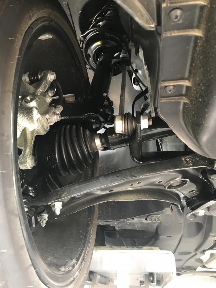 Sportsvan 280 TSI R-Line MY17-17 底盤 & 路感 粗略心得分享