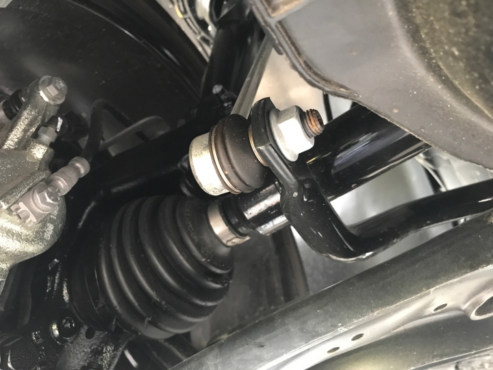 Sportsvan 280 TSI R-Line MY17-17 底盤 & 路感 粗略心得分享
