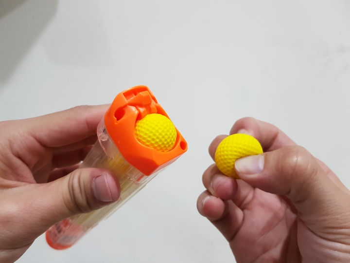 NERF玩具槍開箱!球槍『APOLLO XV-700』,實玩影片小開箱!