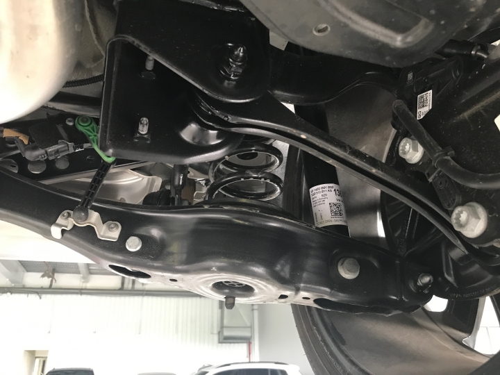 Sportsvan 280 TSI R-Line MY17-17 底盤 & 路感 粗略心得分享