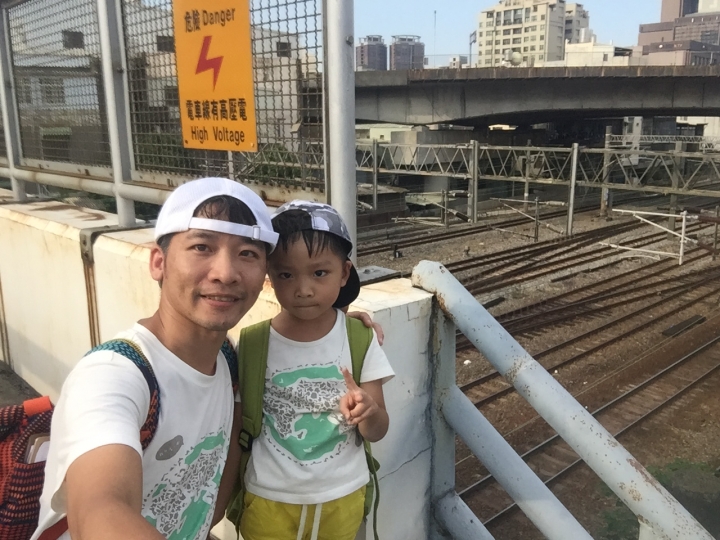 讓5歲孩子陪我完成多年前的鐵路環島計畫
