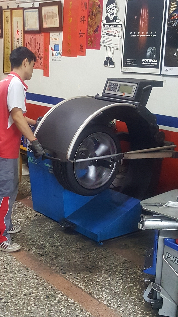 Goodyear F1A2 5萬公里下課,換上F1A3