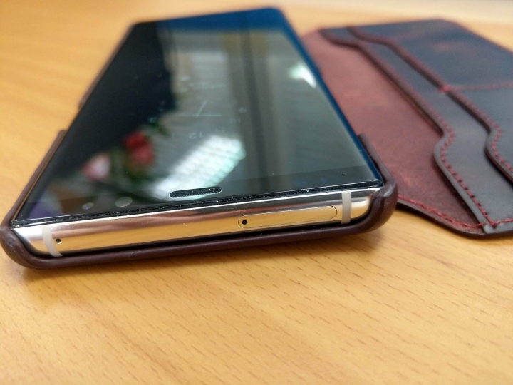 分享一款note8皮套,不會卡滿版全貼合玻璃貼