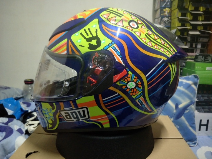 人生第一頂進口安全帽AGV K-3 SV五大洲
