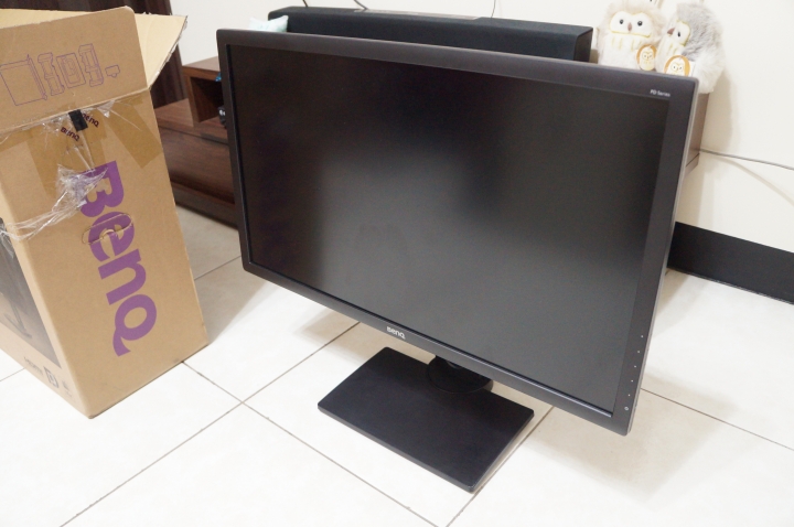 Benq 舒視屏護眼螢幕 EW2770QZ 小心得