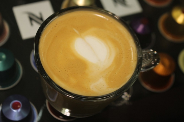 夫復何求?藝術品級的 《Nespresso Creatista Plus頂級咖啡機》