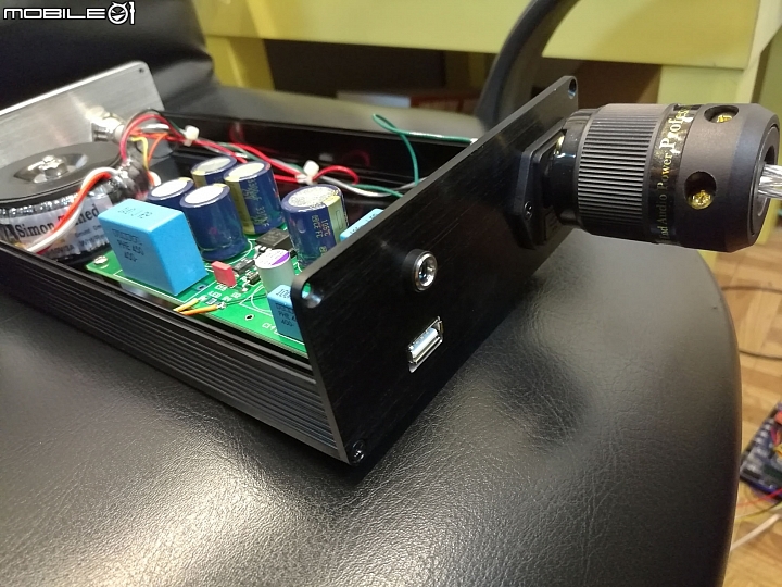 (DIY)自己設計RASPBERRY PI專用電源