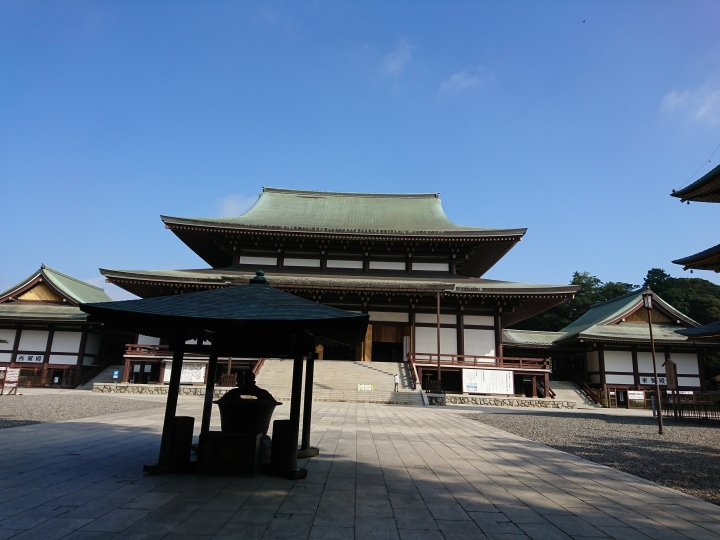 2017斷腿東京自由行第一日(成田山、上野、秋業原、夜晚的淺草寺)