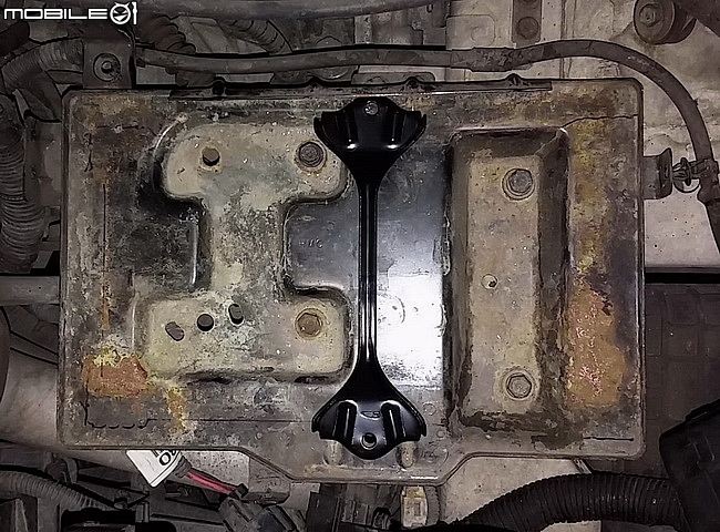 06年式柴油Tucson安裝日本製國際牌T-110藍電瓶DIY分享