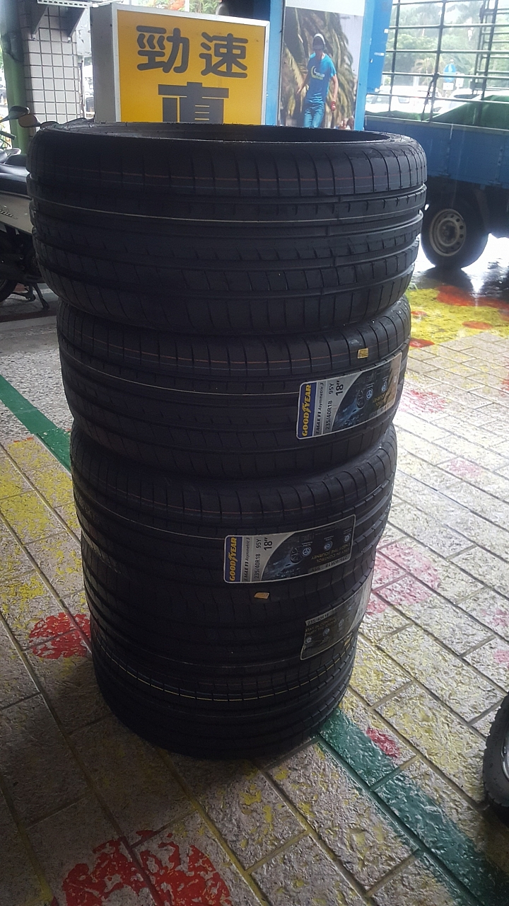 Goodyear F1A2 5萬公里下課,換上F1A3
