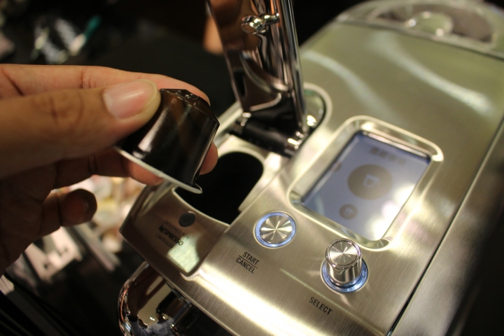 夫復何求?藝術品級的 《Nespresso Creatista Plus頂級咖啡機》