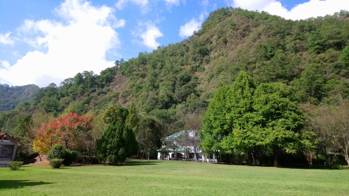 電光藍Sony Xperia XA1 Plus開箱分享(內含實拍)