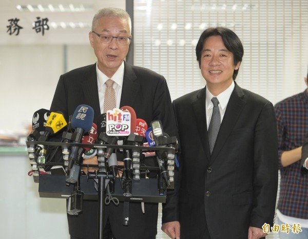 吳、賴會談超時且熱絡 相互推崇談政務
