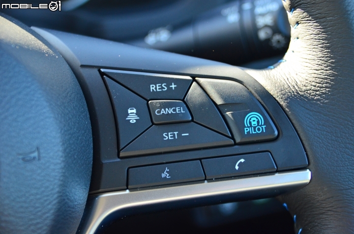 或許是你的第一部電動車 Nissan New Leaf 日本搶先試駕