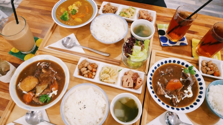 【新北】板橋巷弄清新可愛咖啡店!在KOYA COFFEE、稜角室吃定食