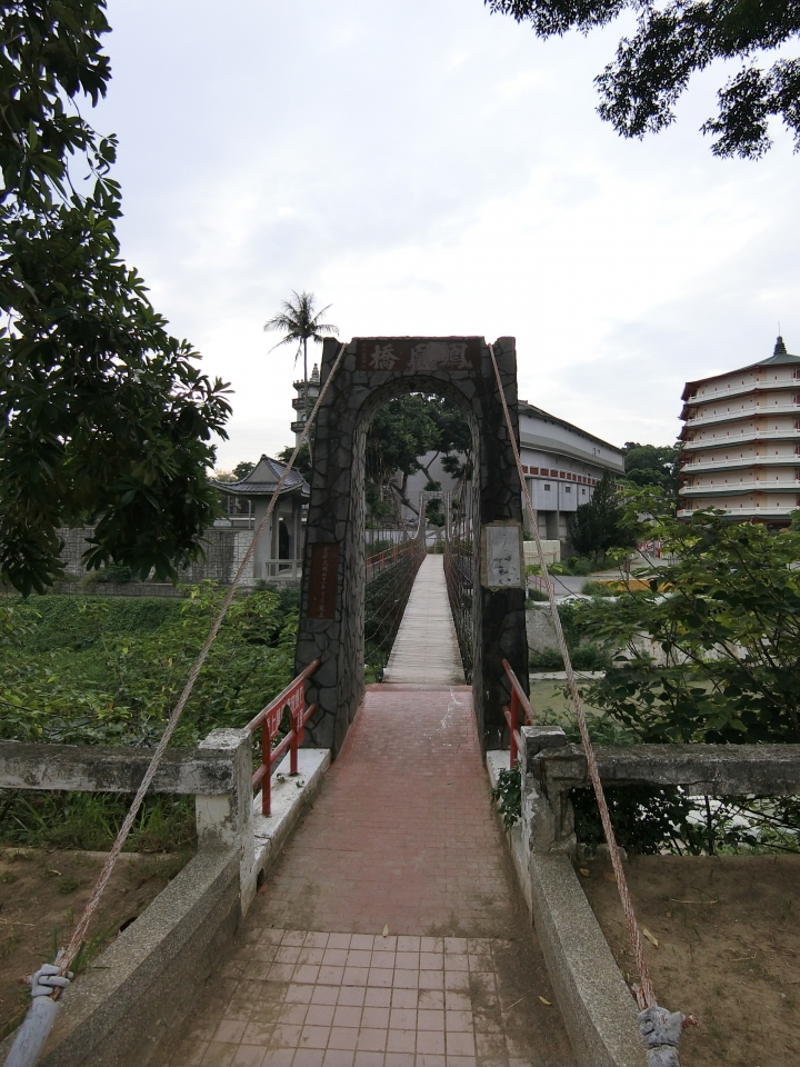 燈塔+吊橋六天半環島