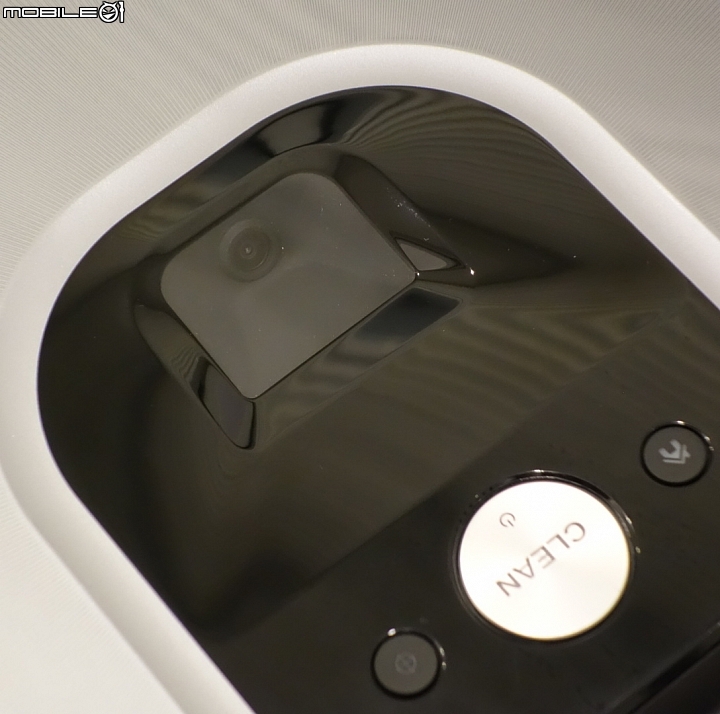 智慧掃地不求人 - 家中聰明的 iRobot Roomba 960 掃地機器人
