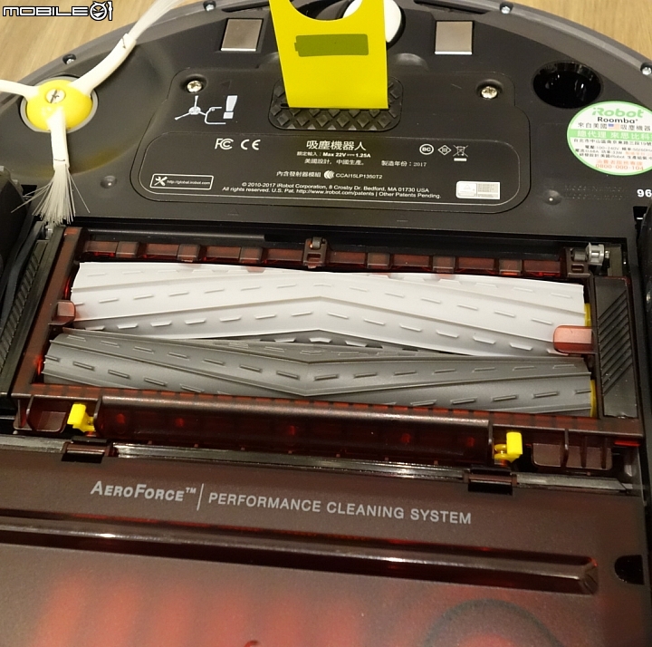 智慧掃地不求人 - 家中聰明的 iRobot Roomba 960 掃地機器人