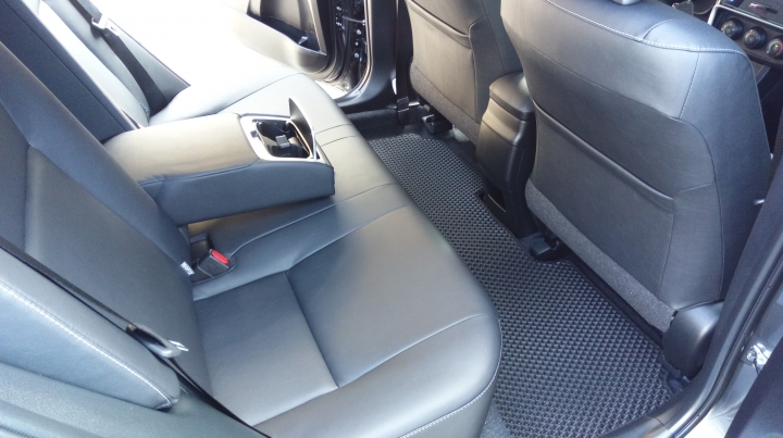 Altis 雅緻 1.8J 空車價 ( 台南 ) 開箱