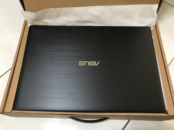 ASUSPRO P2530UJ 簡單開箱