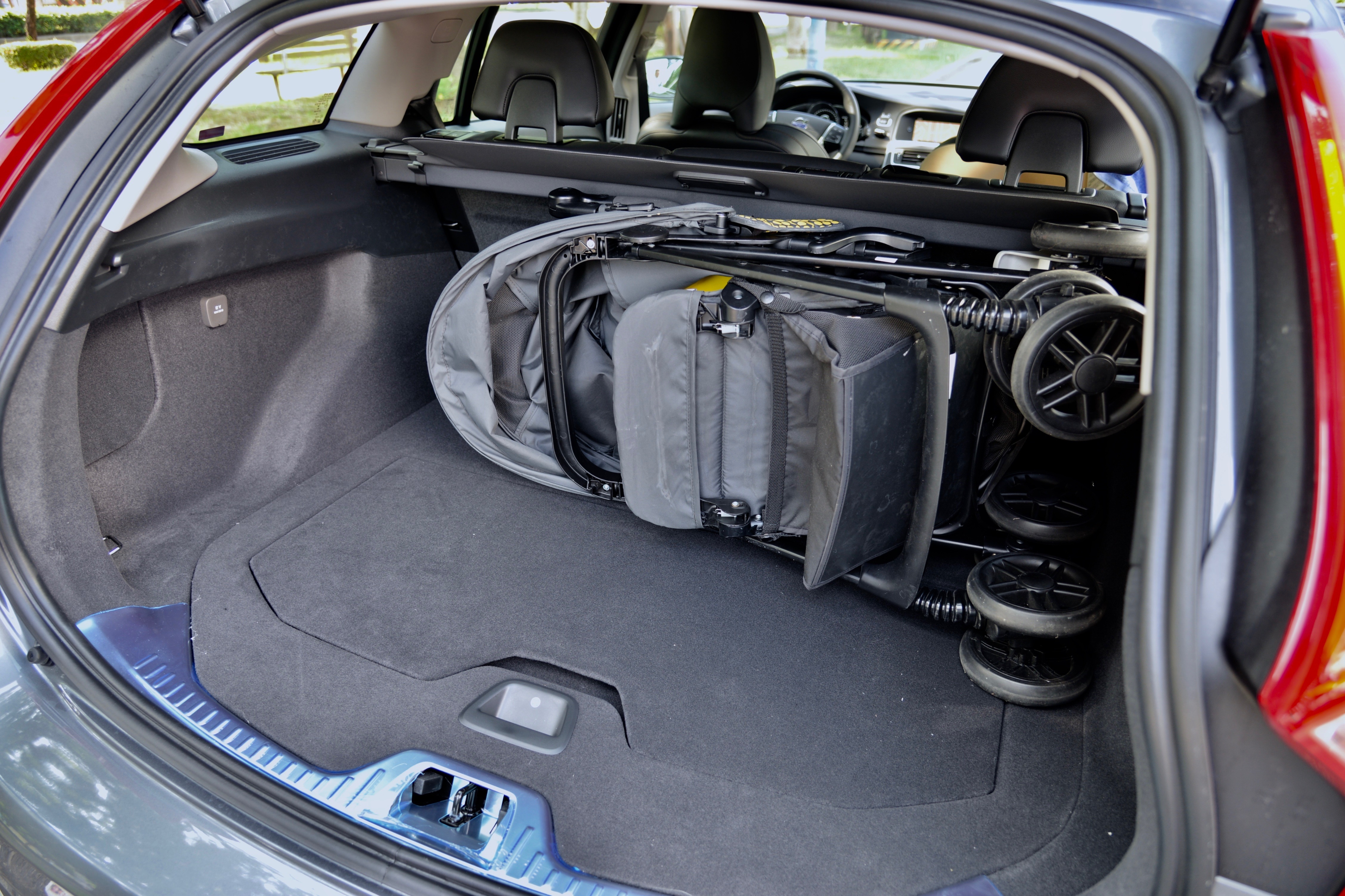 Volvo V60CC試駕後,我失眠了.....