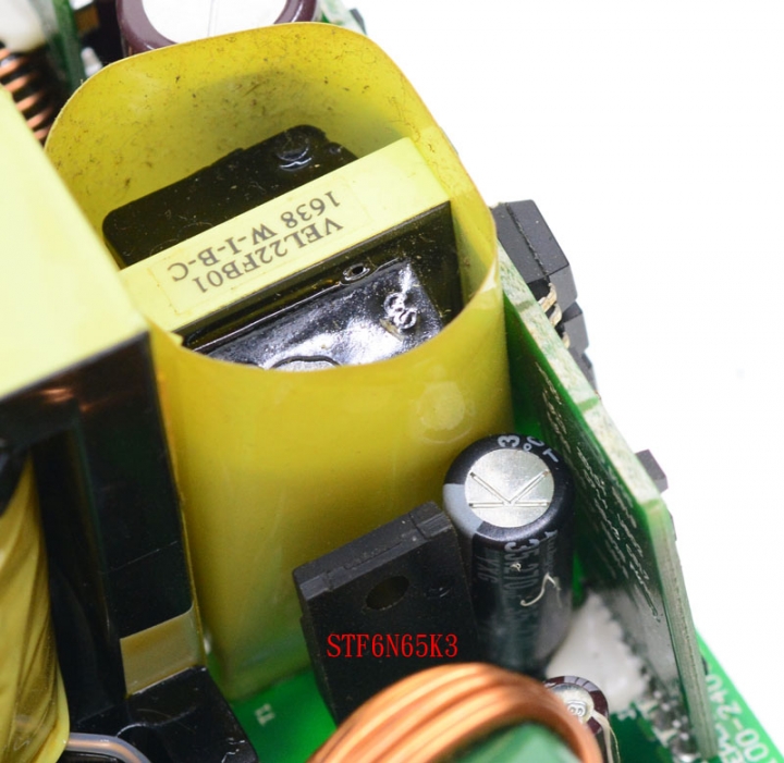 海韻PRIME Titanium 650W電源供應器簡介及測試
