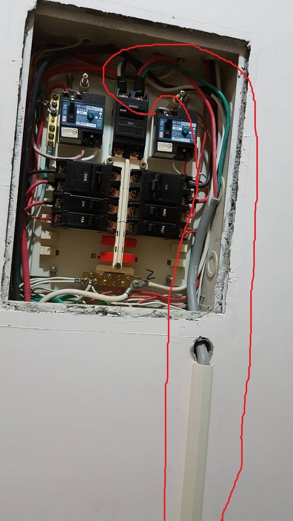 租屋配電箱多了一條線