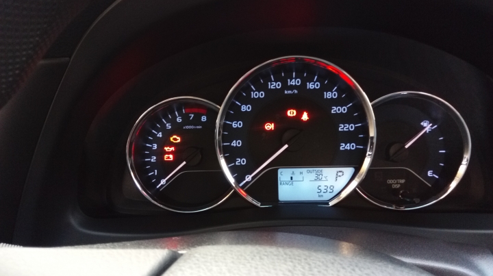 Altis 雅緻 1.8J 空車價 ( 台南 ) 開箱