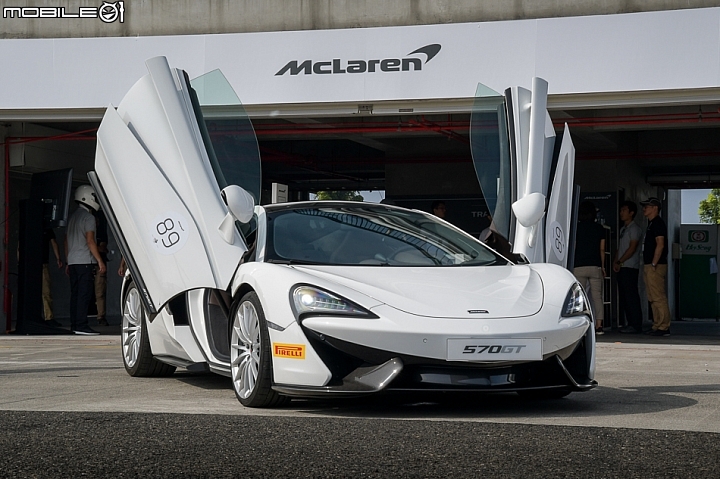 駕馭速度和樂趣 McLaren Track Day 願望一次滿足