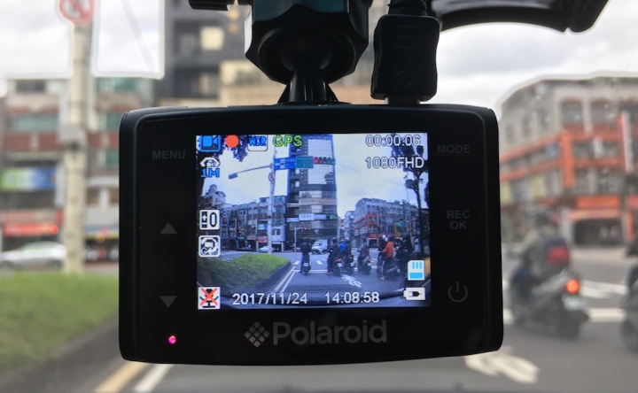 【開箱】寶麗來行車記錄器C207+GC-1車架實測,高性價比讓人很驚喜