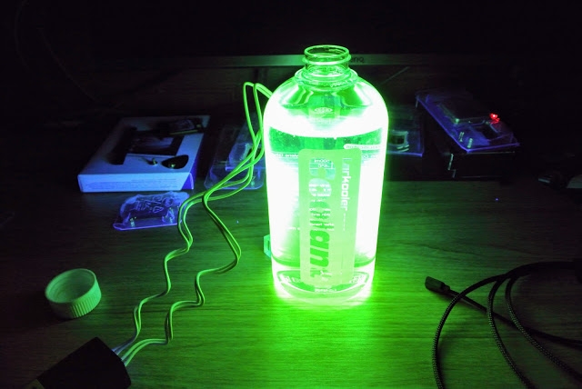 EKWB 火影牌 EK-XRES 140 Revo D5 RGB 水泵 開箱