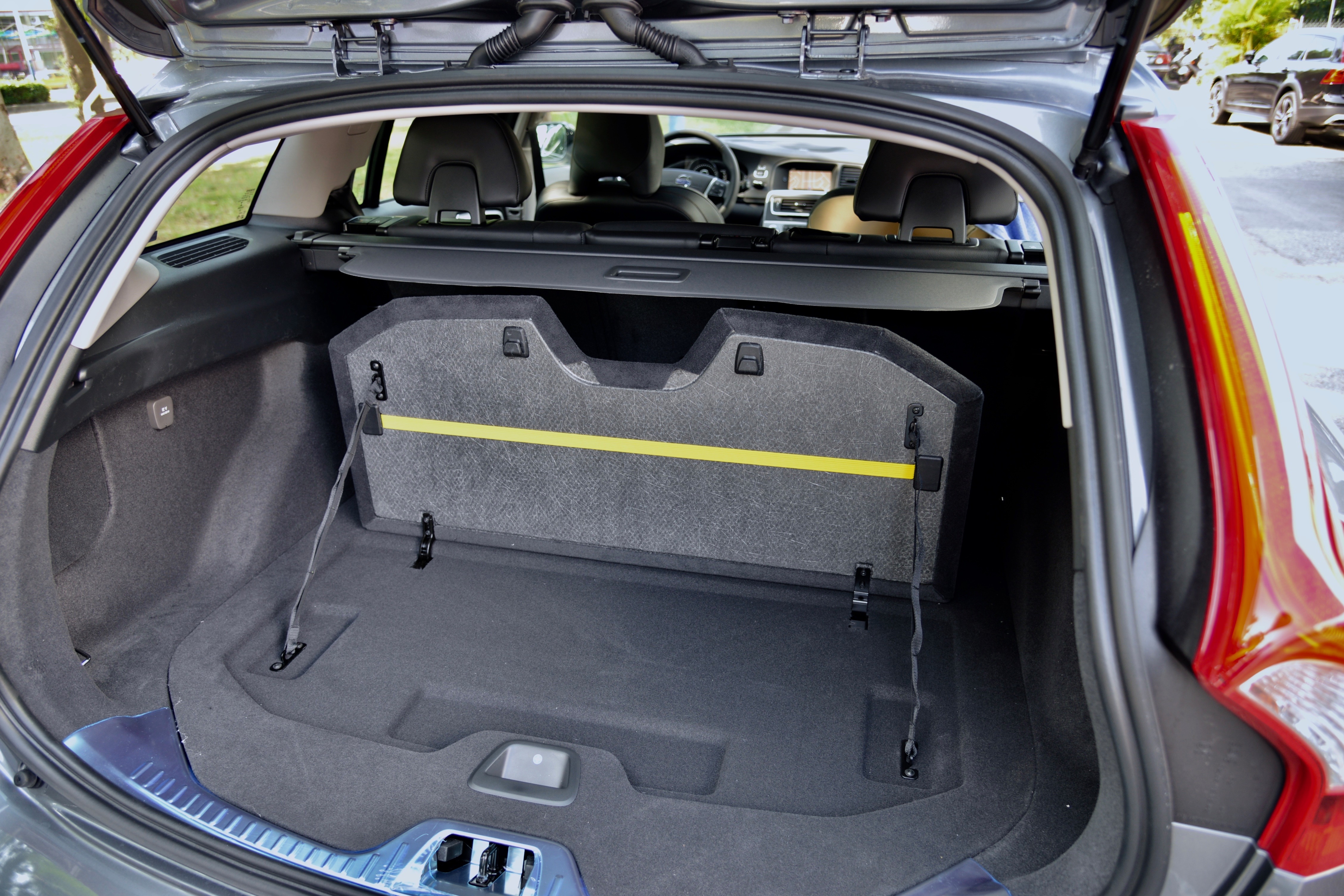 Volvo V60CC試駕後,我失眠了.....