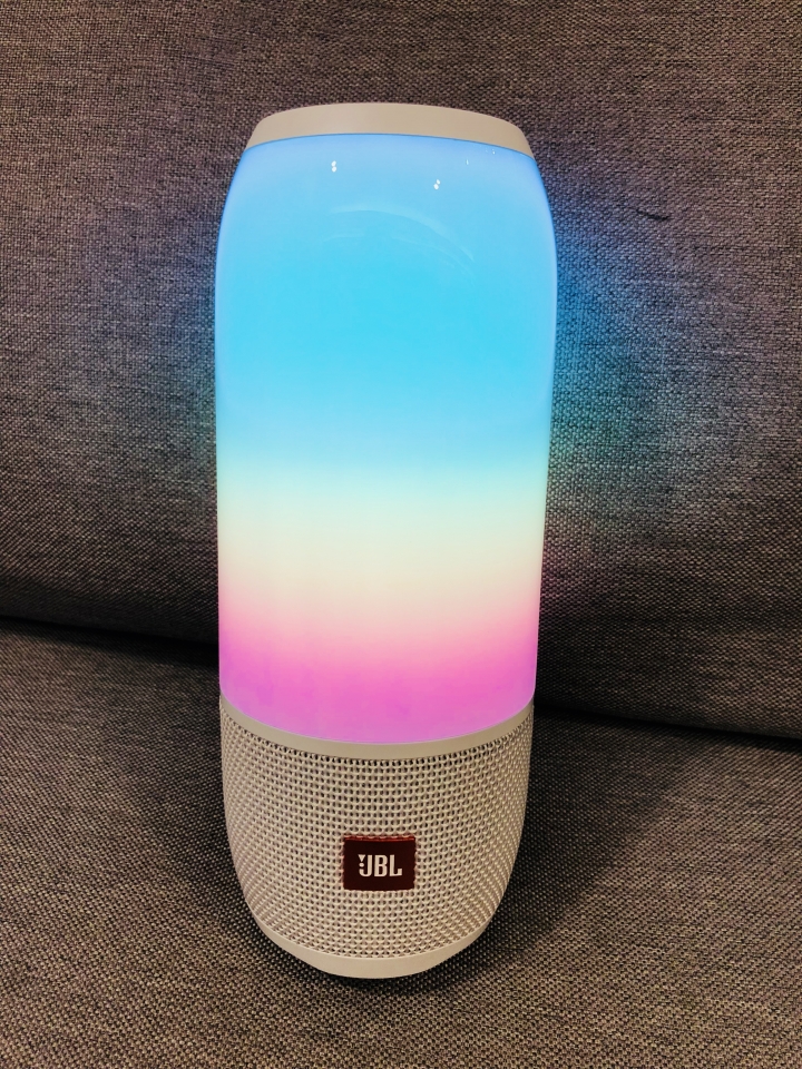 【開箱】JBL PULSE3 防水藍牙喇叭 360度攜帶型 音質與華麗兼具!