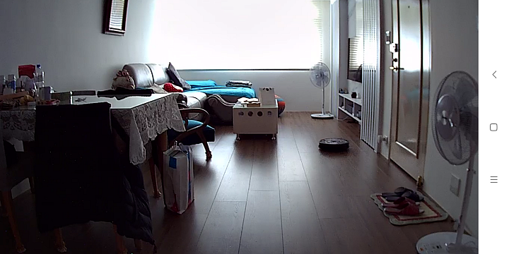 智慧掃地不求人 - 家中聰明的 iRobot Roomba 960 掃地機器人