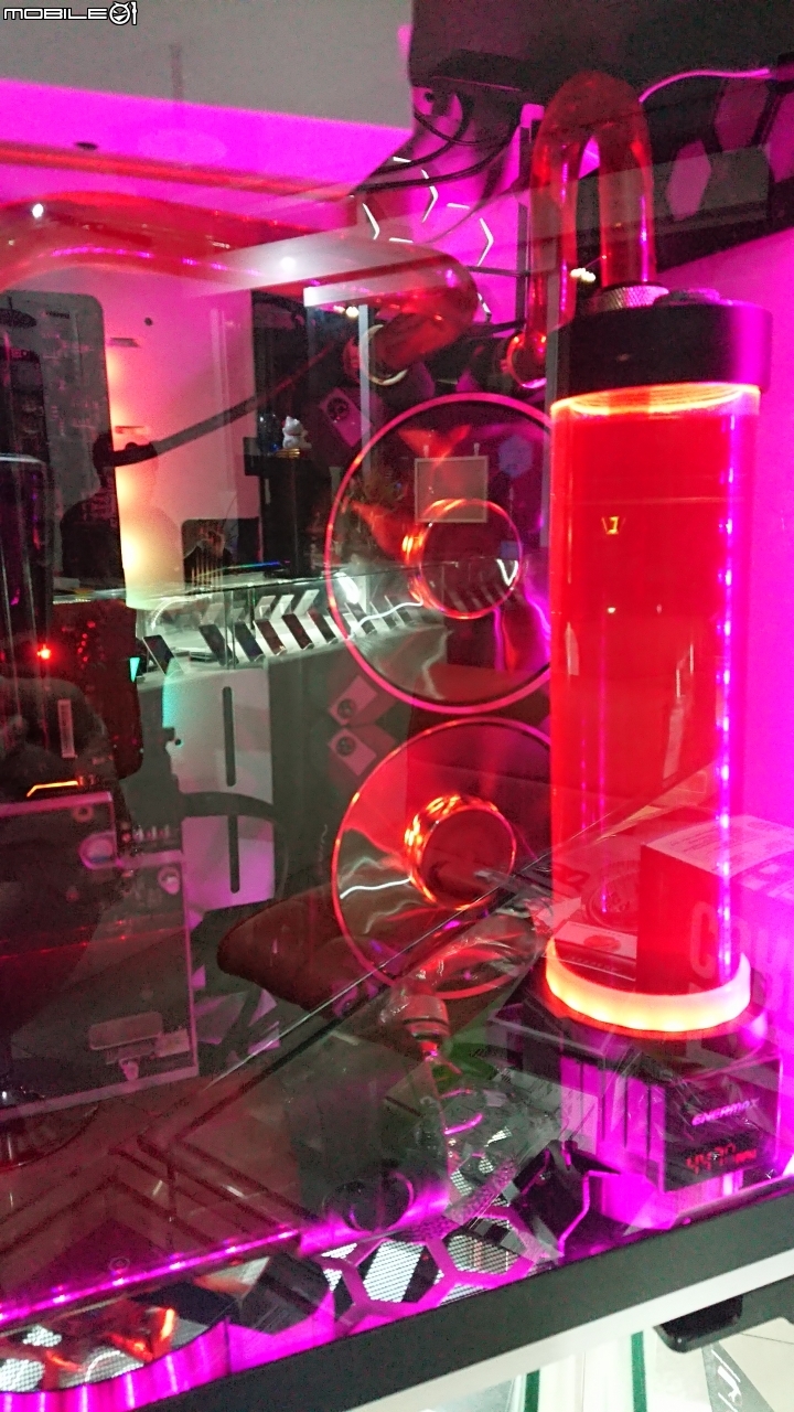 【開箱】IN WIN Polaris RGB Aluminlum Premuim 鋁框版