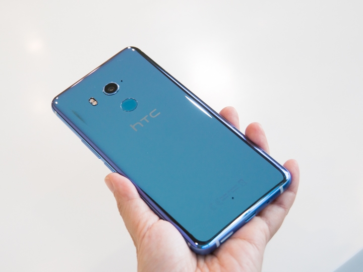 6吋大螢幕可以單手操作嗎? HTC新發表的U11 Plus就可以
