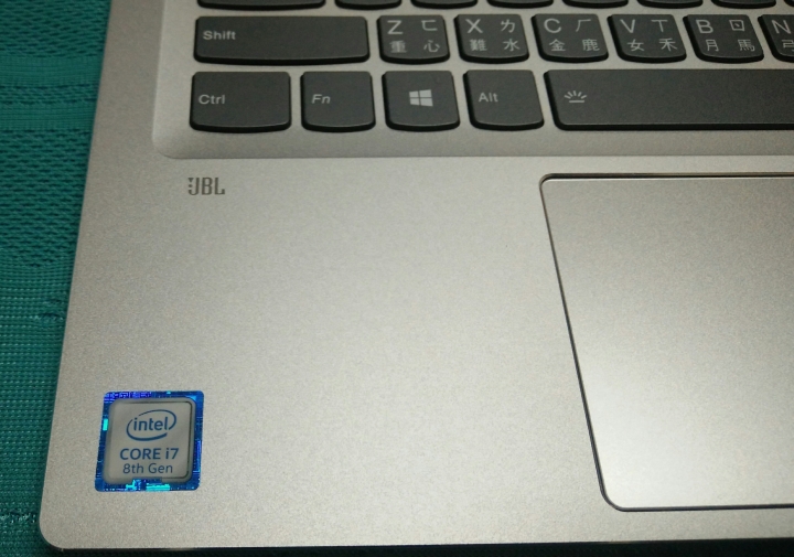 第八代處理器 Ideapad 720S 14 吋筆電開箱