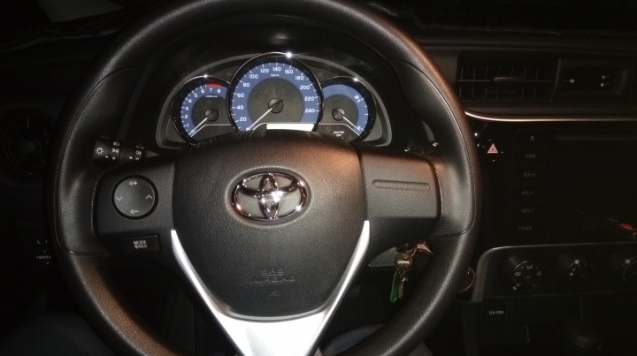 Altis 雅緻 1.8J 空車價 ( 台南 ) 開箱