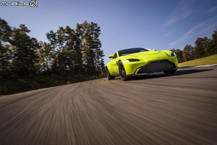 【海外情報】Aston Martin Vantage全新面貌現身,植入AMG引擎強化戰線