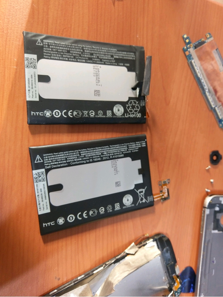 重新開箱HTC M8 ,更換電池,背蓋。