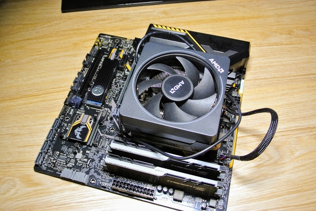 ASUS TUF B350M-PLUS GAMING 軍規主機板 UNIKO開箱測試