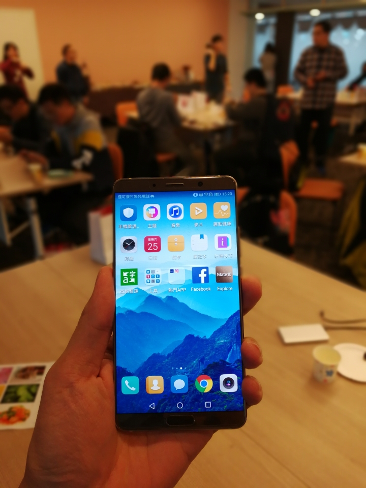 華為mate10體驗會上手(內附與mate 9 拍照對比)
