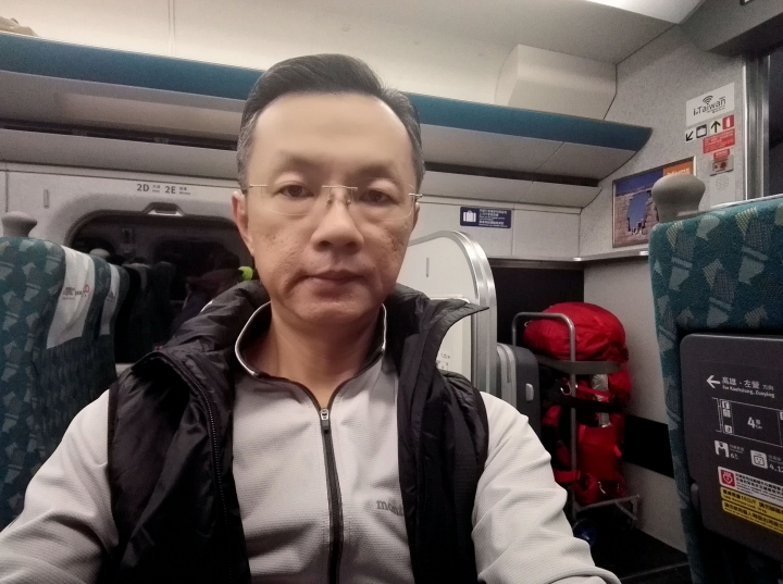 計畫要一日合歡北、西峰,原本說好的多雲時晴,迎接我的卻是今年第一場雪