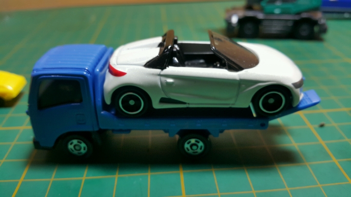 Tomica LV-N144 日產Atlas 花見台自動車